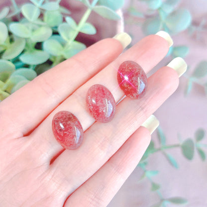Strawberry Quartz Cabochon
