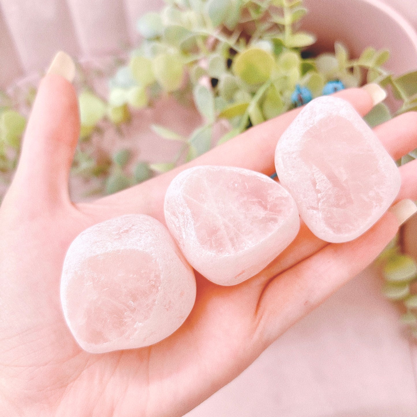 Rose Quartz Seer Stone (Ema Egg)