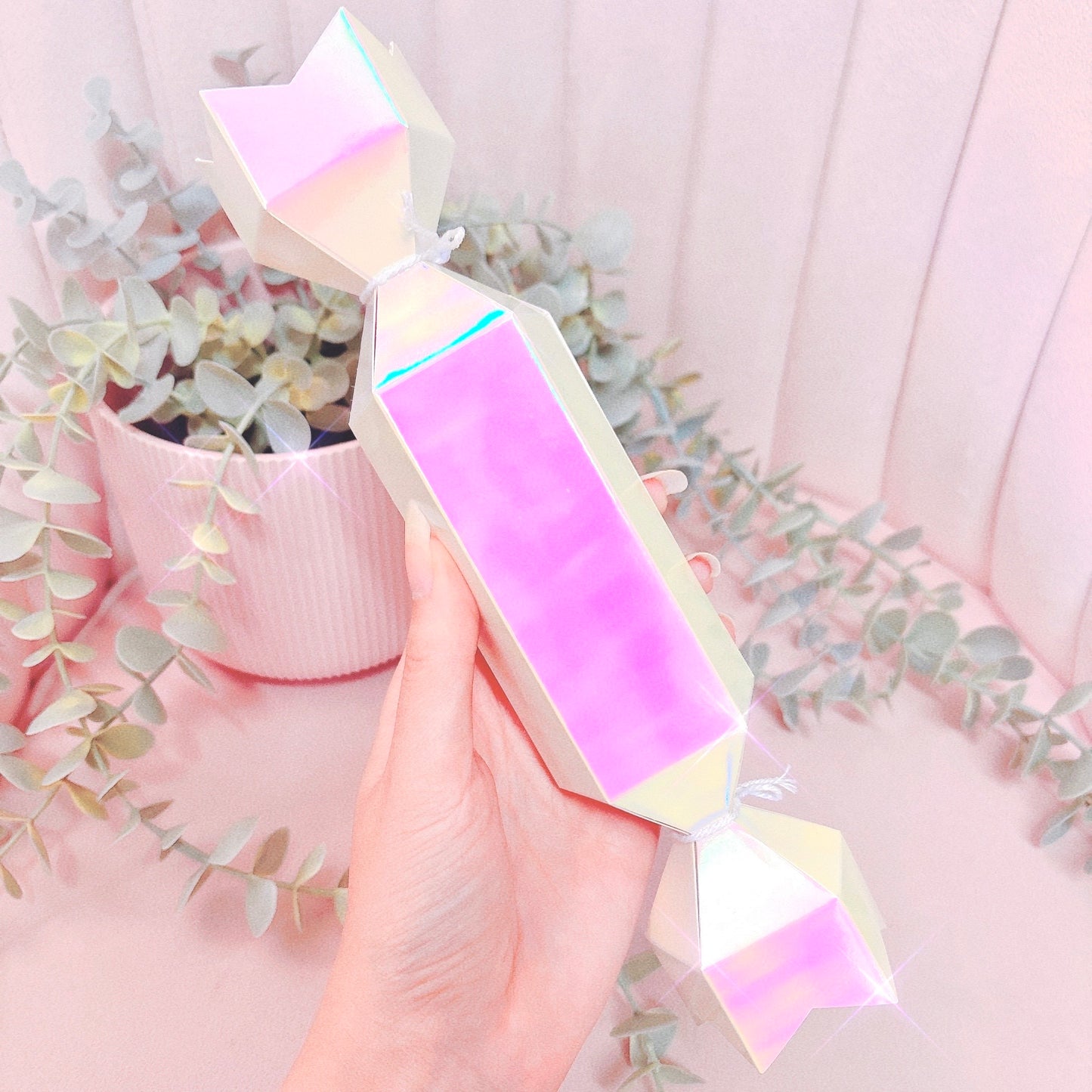 Christmas Mystery Crystal Bon Bon - $6