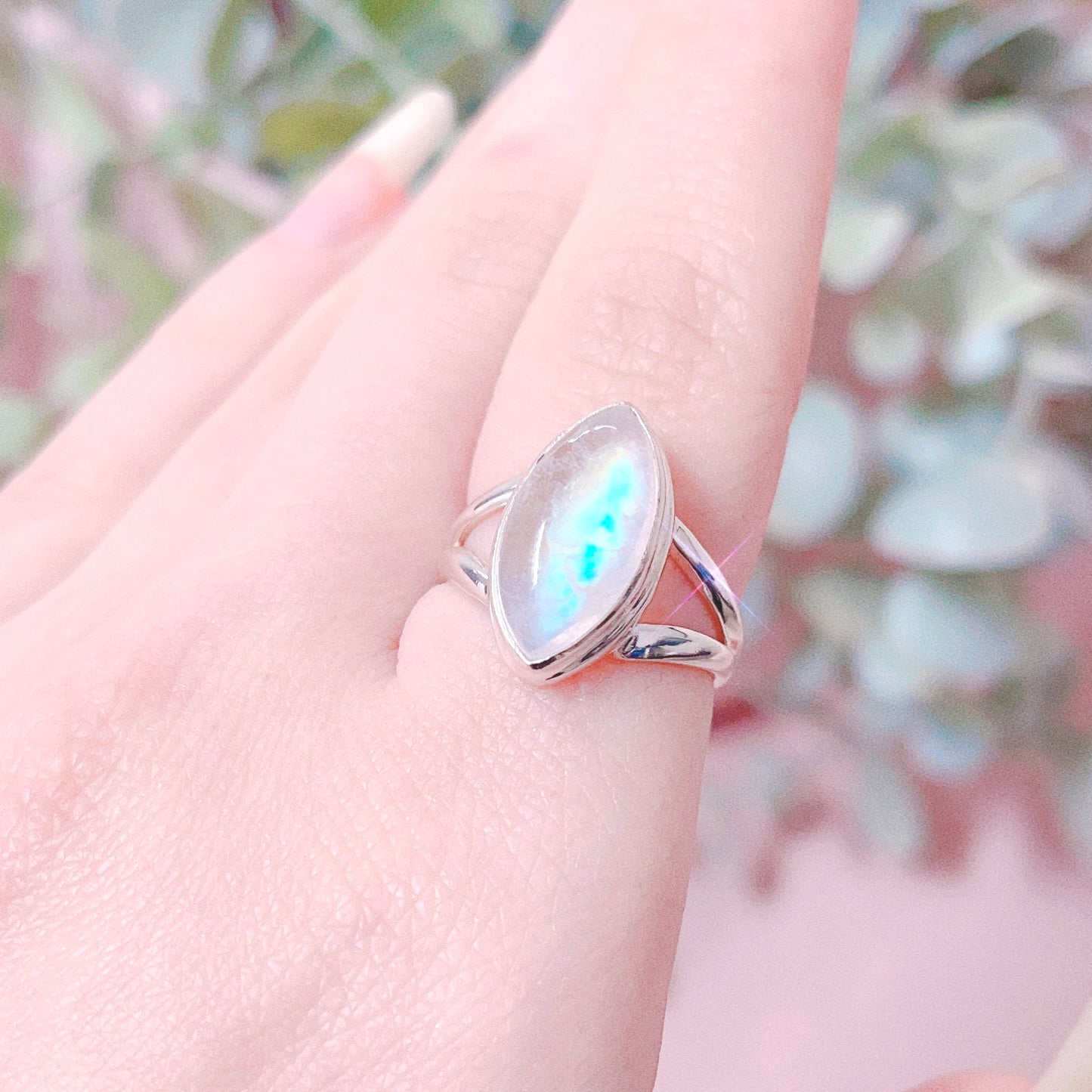 Rainbow Moonstone 925 Sterling Silver Ring - Size 6.5