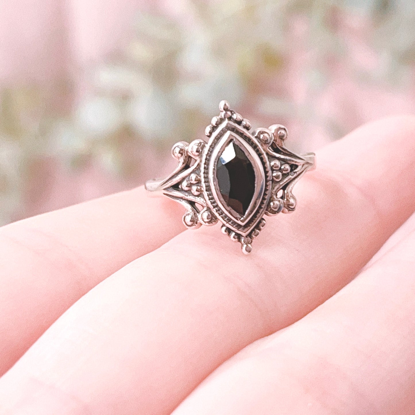 Black Onyx 925 Sterling Silver Ring - Size 7