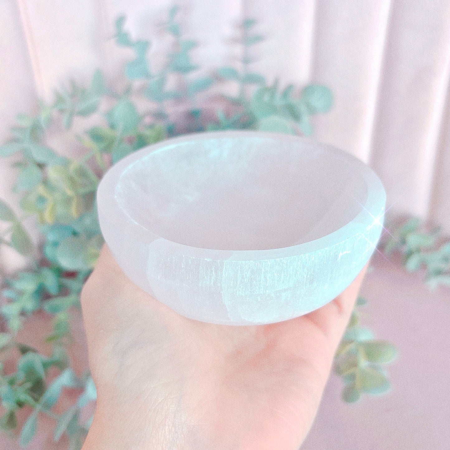 Selenite Round Bowl - 10cm