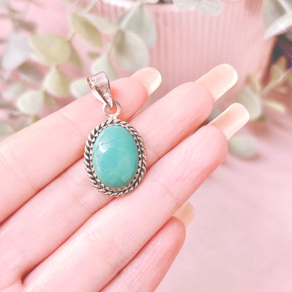 Turquoise 'Kingman' 925 Sterling Silver Pendant