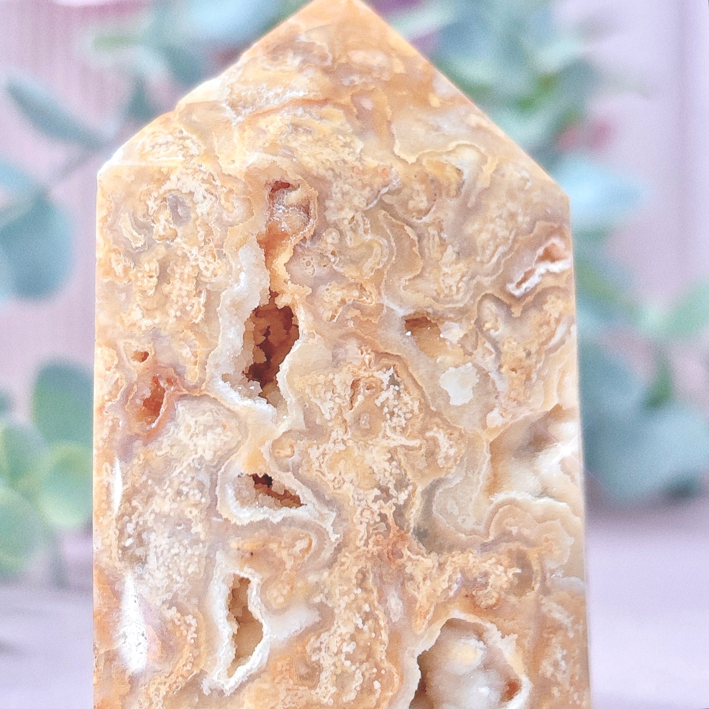 Crazy Lace Agate Domino Tower