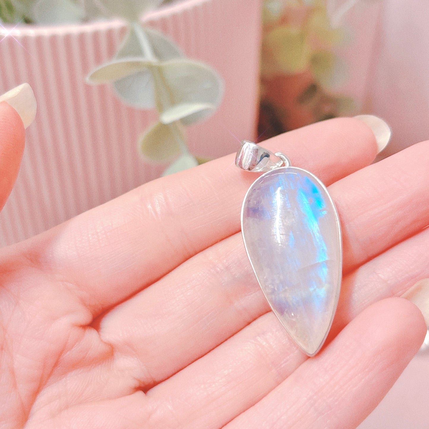 Rainbow Moonstone 925 Sterling Silver Teardrop Pendant